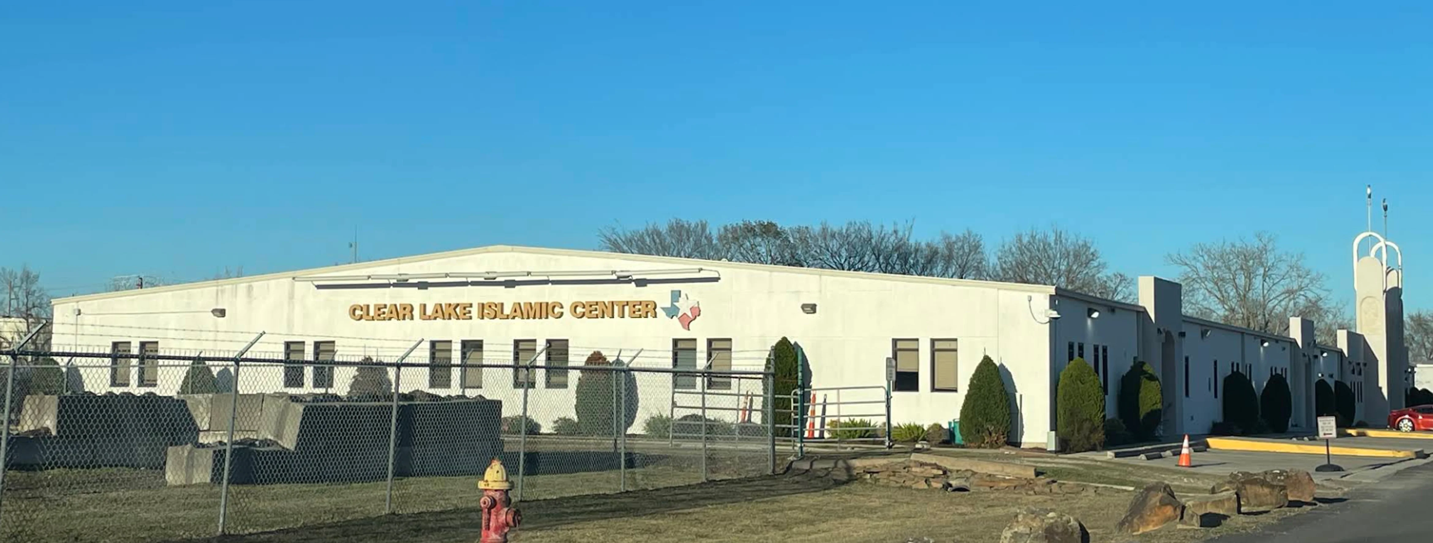 Exterior view of Clear Lake Islamic Center Houston building